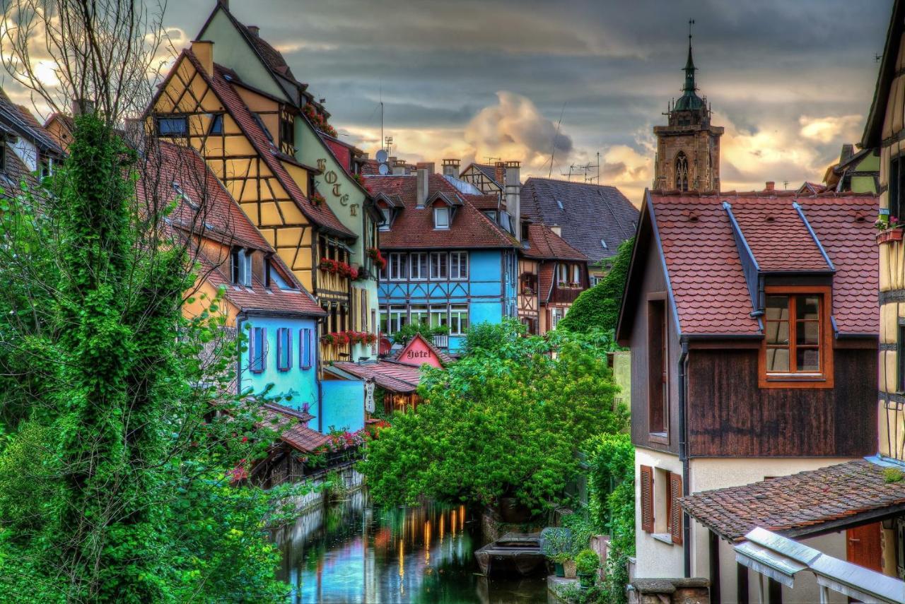 At Home In The Center Of Colmar Exteriör bild